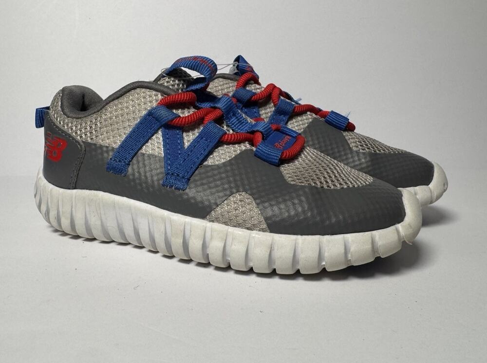 New Balance Playgruv V2 Toddler Sneakers Gray Blue Red Bungee Size 8